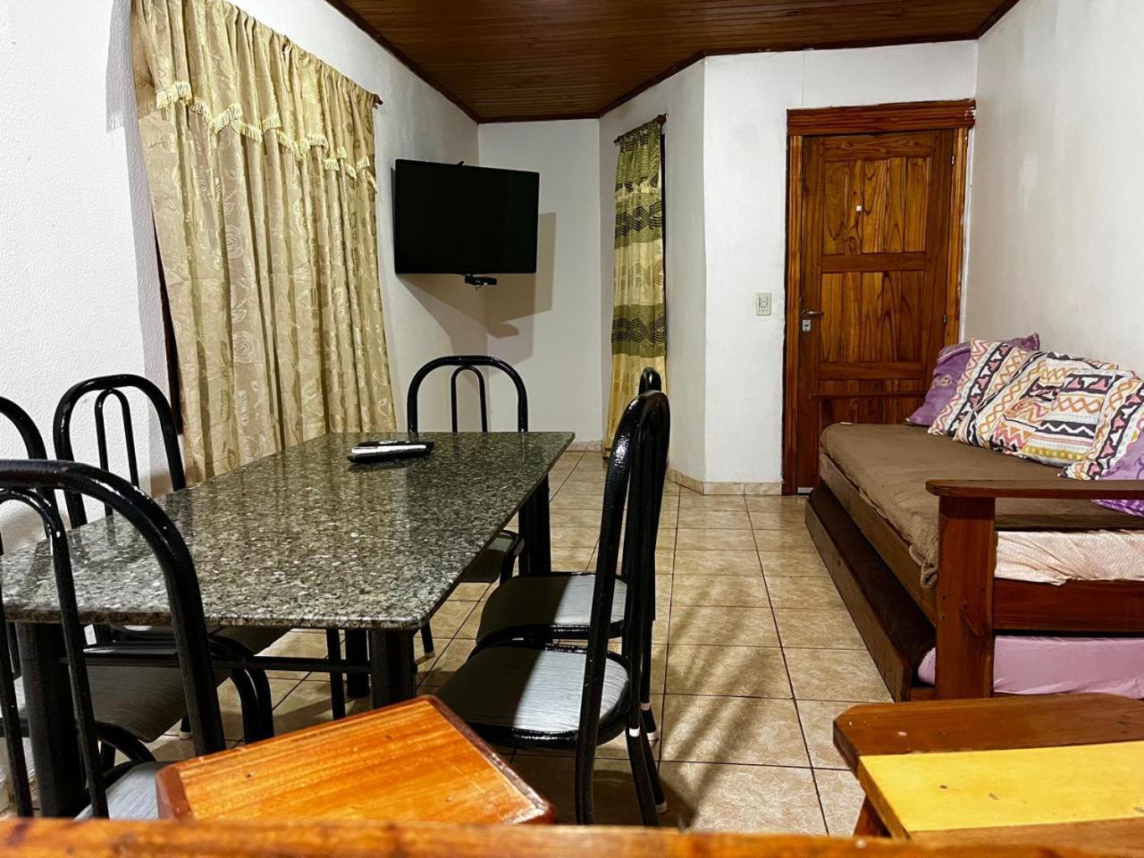 Dona Rosa Villa Puerto Iguazu Exterior photo
